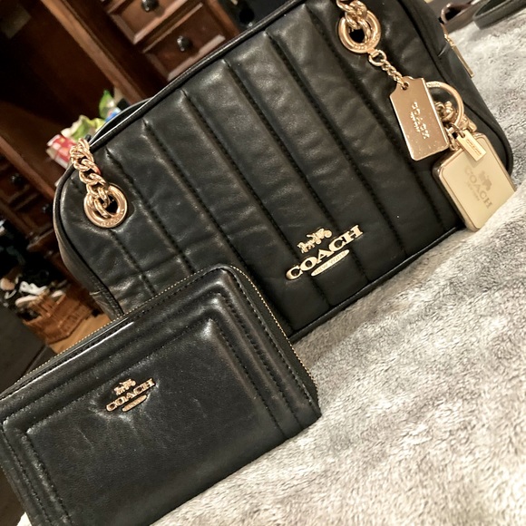 Coach pillow soft quilted leather bag and wallet set - Picture 1 of 9